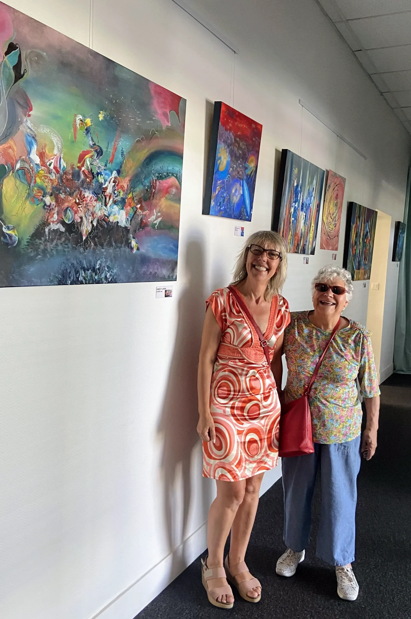 Exposition dans les bureau de Kanopii, des peintures abstraites de l'artiste peintre Florence Haverlant
