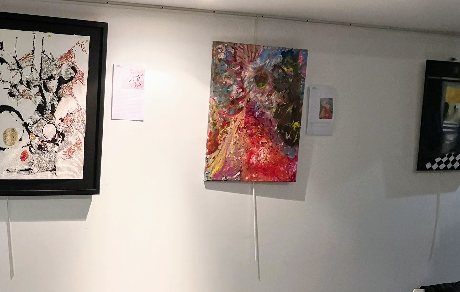 Exposition Traces ITEM, des peintures abstraites de l'artiste peintre Florence Haverlant